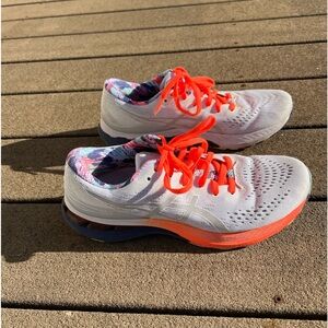 Women’s ASICS gel kayano 28 size 10